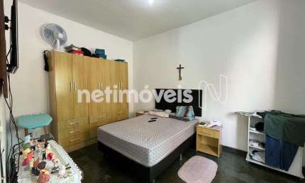 Casa com 3 quartos à venda na Rua Setiba, Glória, Belo Horizonte