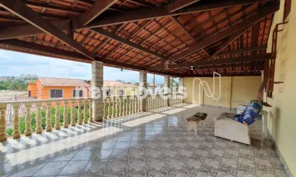 Casa com 3 quartos à venda na Rua Gil Vicente, Santa Branca, Belo Horizonte