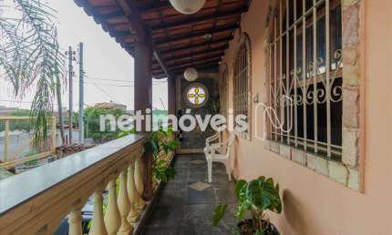 Casa com 3 quartos à venda no Alípio de Melo, Belo Horizonte 