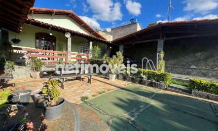 Casa com 4 quartos à venda na Rua Lúcio de Oliveira, Floramar, Belo Horizonte