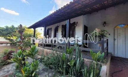 Casa com 3 quartos à venda na Rua Cardeal, Alípio de Melo, Belo Horizonte