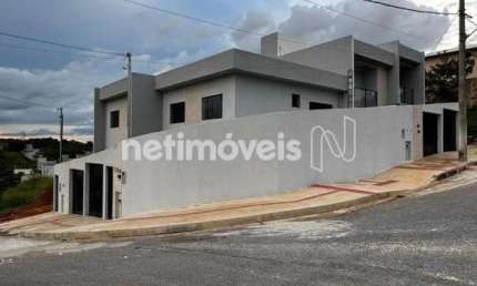 Casa com 3 quartos à venda na Rua Sargento Carlos Roberto Vieira, Novo Centro, Santa Luzia