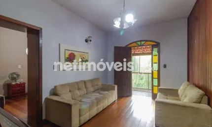 Casa com 3 quartos à venda na Rua Vicente Castano, Santa Cruz, Belo Horizonte