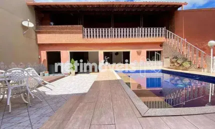 Casa com 5 quartos à venda na Rua Vereador Orlando Bonfim, Planalto, Belo Horizonte