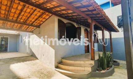 Casa com 3 quartos à venda na Rua Pedra Coral, Piratininga (Venda Nova), Belo Horizonte