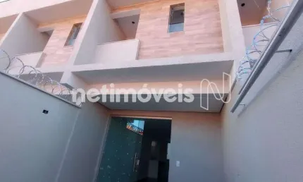 Casa com 2 quartos à venda na Rua Madre Beatriz, Planalto, Belo Horizonte