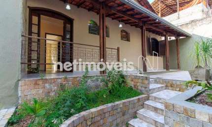Casa com 4 quartos à venda na Rua Santo Antônio de Pádua, Alto dos Pinheiros, Belo Horizonte