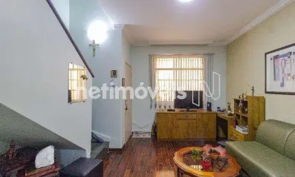 Casa com 2 quartos à venda na Rua Soares de Araújo, Santa Cruz, Belo Horizonte