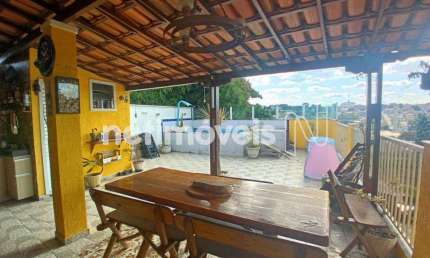 Casa com 6 quartos à venda na Rua Babel, Glória, Belo Horizonte
