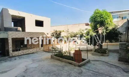 Casa com 3 quartos à venda na Rua Jeová, Coqueiros, Belo Horizonte