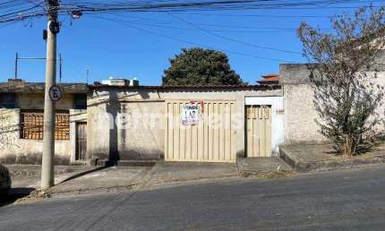 Casa à venda na Rua Lajedo, São Gabriel, Belo Horizonte
