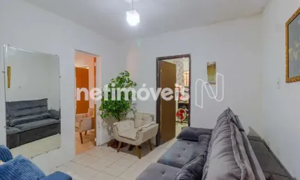 Casa com 2 quartos à venda na Rua Senhora do Brasil, Cachoeirinha, Belo Horizonte