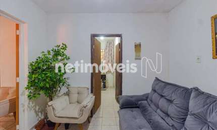 Casa com 2 quartos à venda na Rua Senhora do Brasil, Cachoeirinha, Belo Horizonte