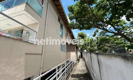 Casa com 2 quartos à venda na Rua dos Bem-te-vis, Planalto, Belo Horizonte