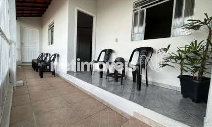 Casa com 4 quartos à venda na Rua Sinai, Glória, Belo Horizonte