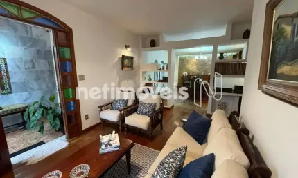Casa com 6 quartos à venda na Rua Jacamar, Alípio de Melo, Belo Horizonte