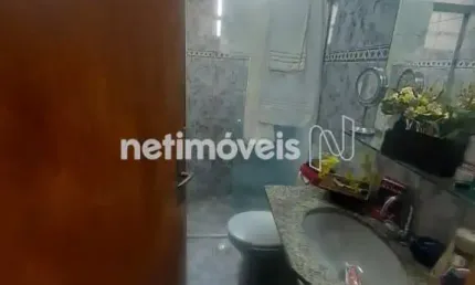 Casa com 2 quartos à venda na Rua Thomaz Naves, Santa Amélia, Belo Horizonte