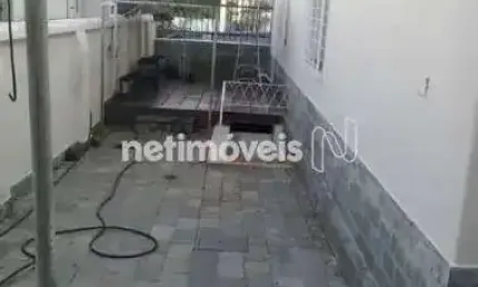 Casa com 3 quartos à venda na Rua Resende Costa, Bonfim, Belo Horizonte