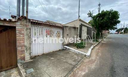 Casa com 3 quartos à venda na Rua Clóris, Ana Lúcia, Sabará
