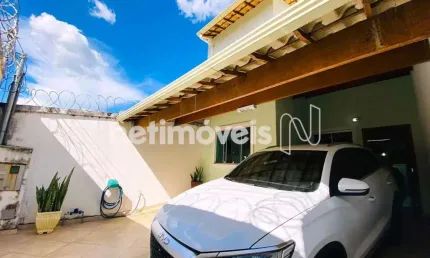 Casa com 3 quartos à venda na Rua Barão de Jacuí, Planalto, Belo Horizonte
