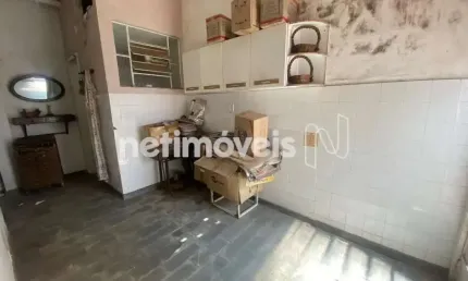Casa com 3 quartos à venda na Rua Esmaltina, Santa Tereza, Belo Horizonte