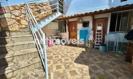 Casa com 4 quartos à venda na Rua Navajos, Santa Mônica, Belo Horizonte