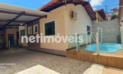 Casa com 3 quartos à venda na Rua Amaro Ribeiro Coelho, Alto Caiçaras, Belo Horizonte