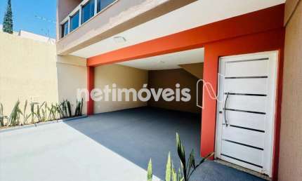 Casa com 3 quartos à venda na Rua Doutor Sylvio Menicucci, Castelo, Belo Horizonte