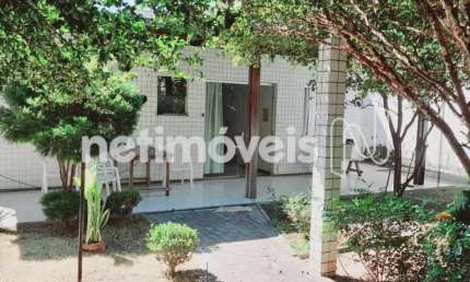 Casa com 2 quartos à venda na Rua Maria Antônia Fragola, Camargos, Belo Horizonte