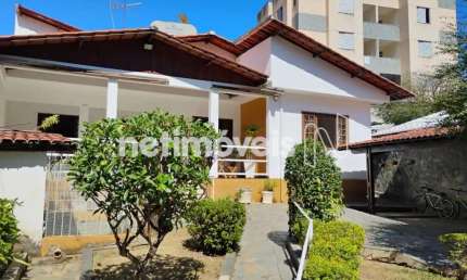 Casa com 3 quartos à venda na Rua Gumercindo Couto e Silva, Itapoã, Belo Horizonte