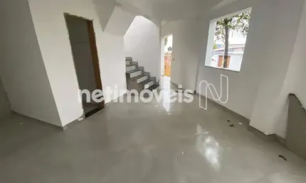 Casa com 2 quartos à venda na Rua José Amaral, Ouro Preto, Belo Horizonte