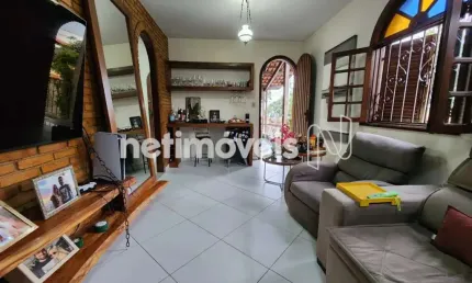 Casa com 2 quartos à venda na Rua Capitão Leonídio Soares, Planalto, Belo Horizonte
