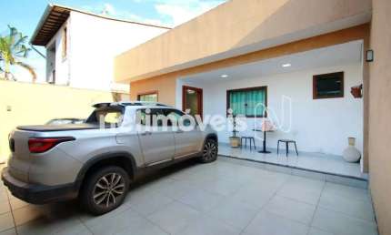 Casa com 3 quartos à venda na Rua Ituverava, Renascença, Belo Horizonte