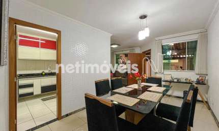 Casa com 3 quartos à venda na Rua Terezinha Lopes Azevedo, Planalto, Belo Horizonte