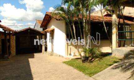 Chácara / sítio com 3 quartos à venda na Rua Três, Chácara Novo Horizonte, Contagem