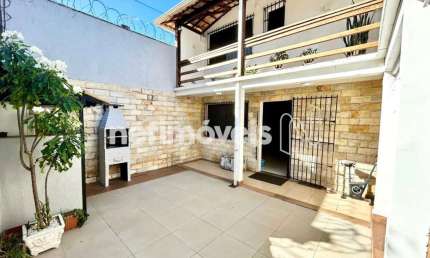 Casa com 3 quartos à venda na Rua Jaú, Paraíso, Belo Horizonte