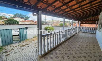 Casa com 3 quartos à venda na Rua dos Administradores, Alípio de Melo, Belo Horizonte