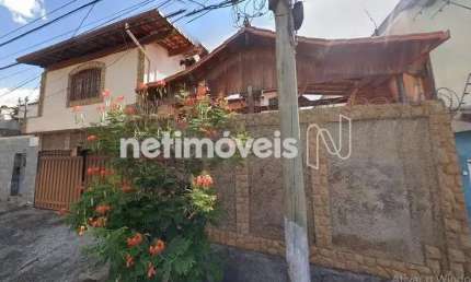 Casa com 3 quartos à venda na Rua Porto Velho, Glória, Belo Horizonte