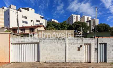 Casa com 3 quartos à venda na Rua Paracaima, Salgado Filho, Belo Horizonte