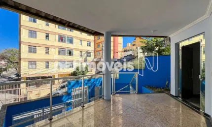 Casa com 3 quartos à venda na Rua Quixadá, Nova Floresta, Belo Horizonte