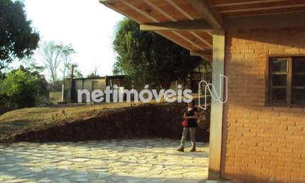 Chácara / sítio com 3 quartos à venda na Rodovia 381, Zona Rural, Caeté