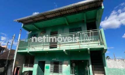 Casa comercial à venda na Rua 34, Gávea, Vespasiano