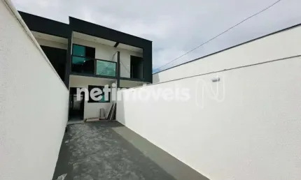 Casa com 2 quartos à venda na Rua Brasilianita, Candelária, Belo Horizonte