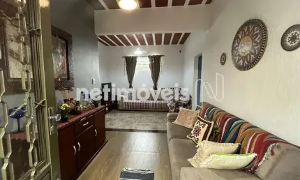 Casa com 3 quartos à venda na Rua Santos, Jardim América, Belo Horizonte