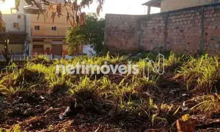 Terreno à venda na Rua Brasília, Caiapós, Contagem
