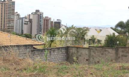 Terreno à venda na Rua Aloysio Leite Guimarães, Belvedere, Belo Horizonte