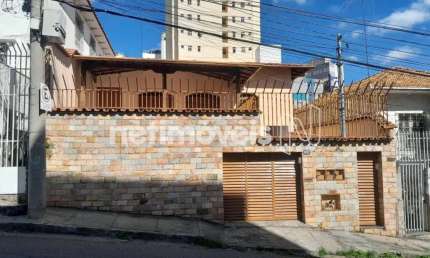 Casa com 4 quartos à venda na Rua Salinas, Floresta, Belo Horizonte