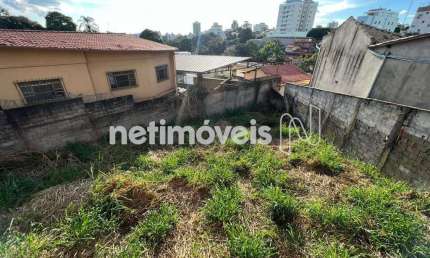 Terreno à venda na Rua Desembargador Pedro Licínio, Ouro Preto, Belo Horizonte