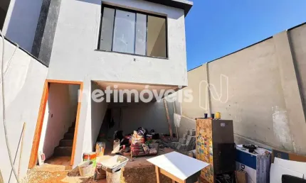 Casa com 3 quartos à venda na Rua Montreal, Trevo, Belo Horizonte