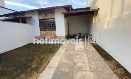 Casa com 4 quartos à venda na Rua Castelo Santarém, Castelo, Belo Horizonte